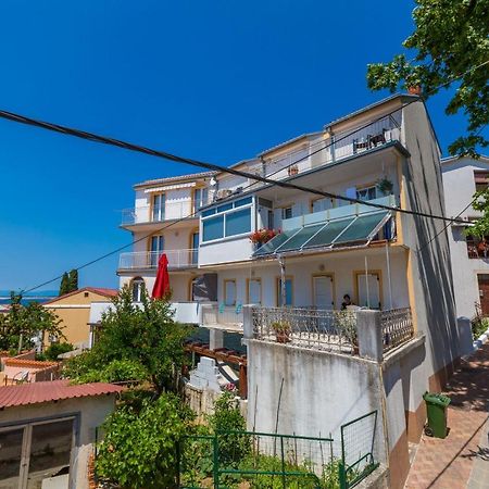 Apartments Kalla Crikvenica Bagian luar foto