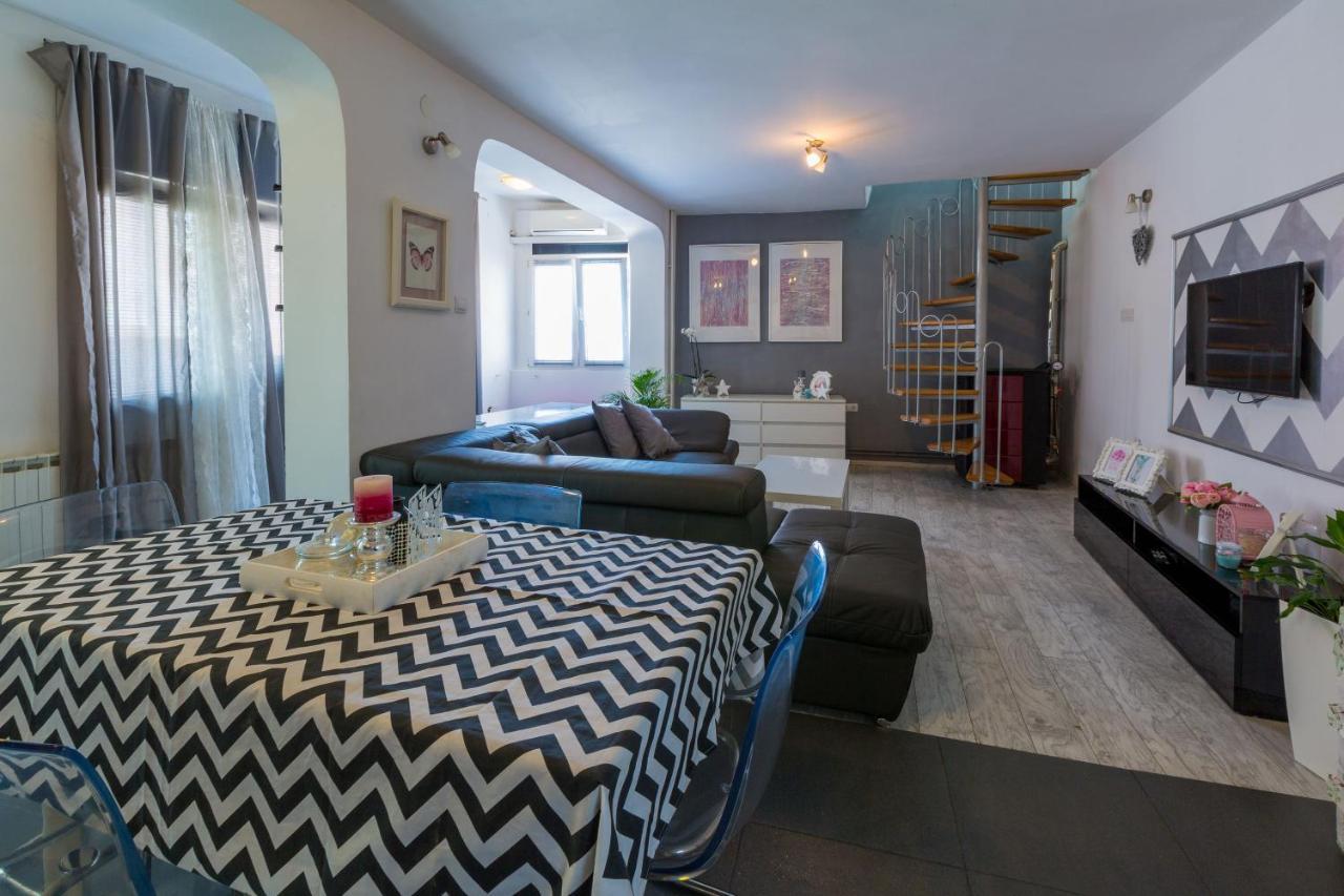 Apartments Kalla Crikvenica Bagian luar foto