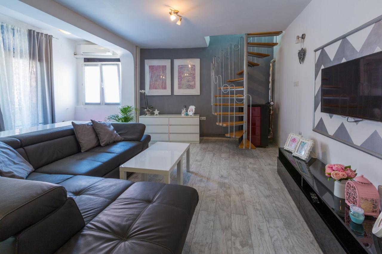 Apartments Kalla Crikvenica Bagian luar foto
