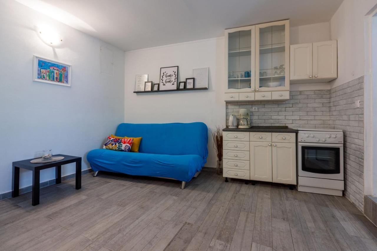 Apartments Kalla Crikvenica Bagian luar foto