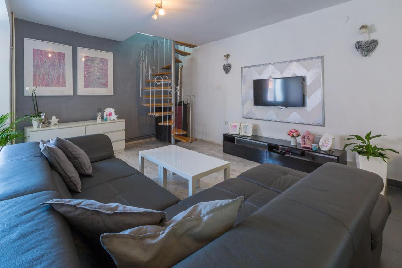 Apartments Kalla Crikvenica Bagian luar foto