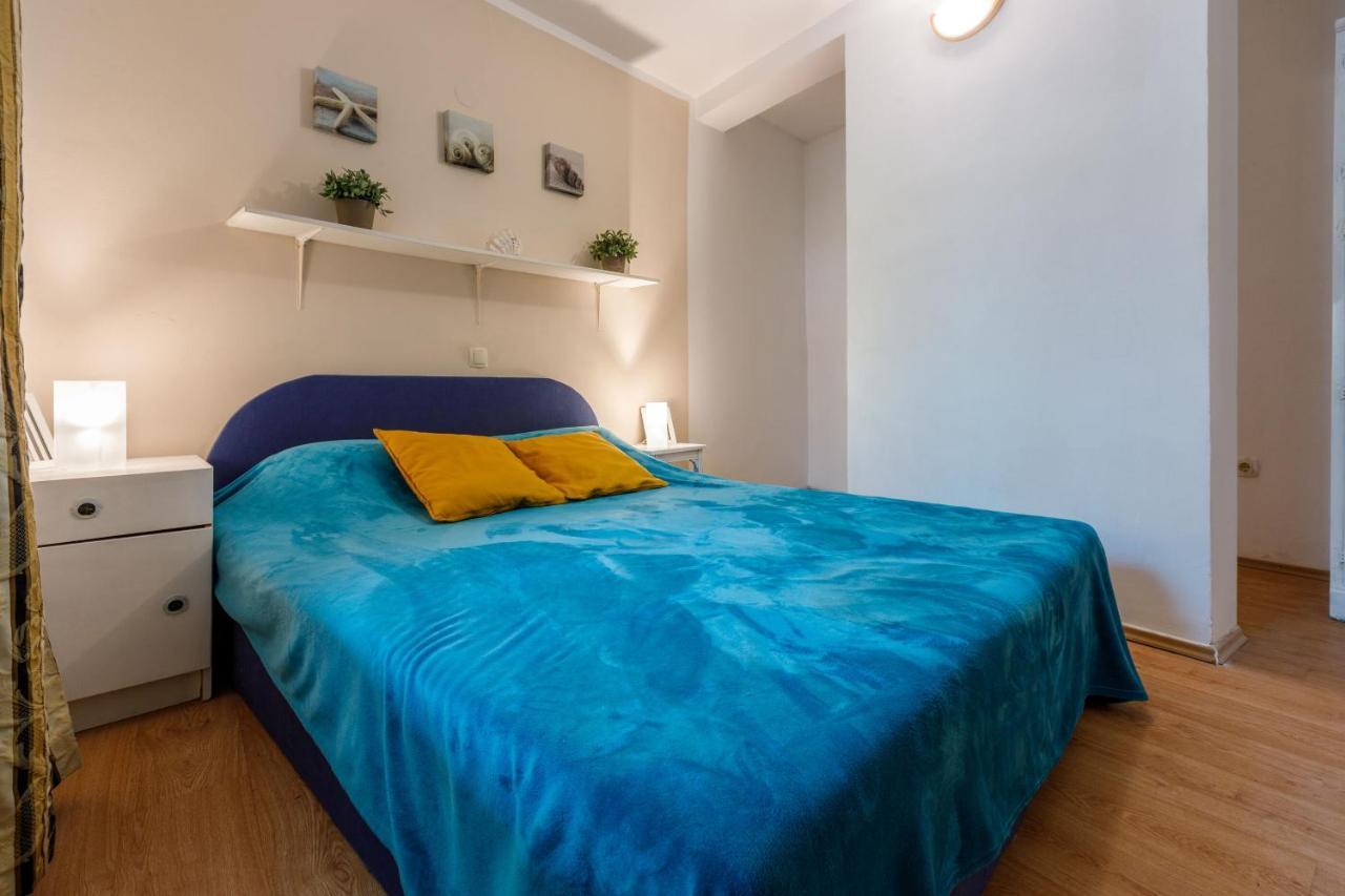 Apartments Kalla Crikvenica Bagian luar foto