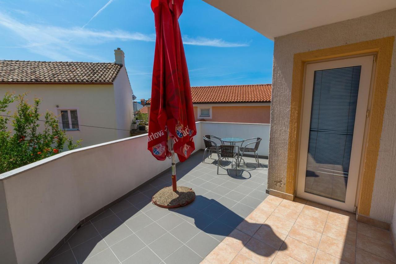 Apartments Kalla Crikvenica Bagian luar foto