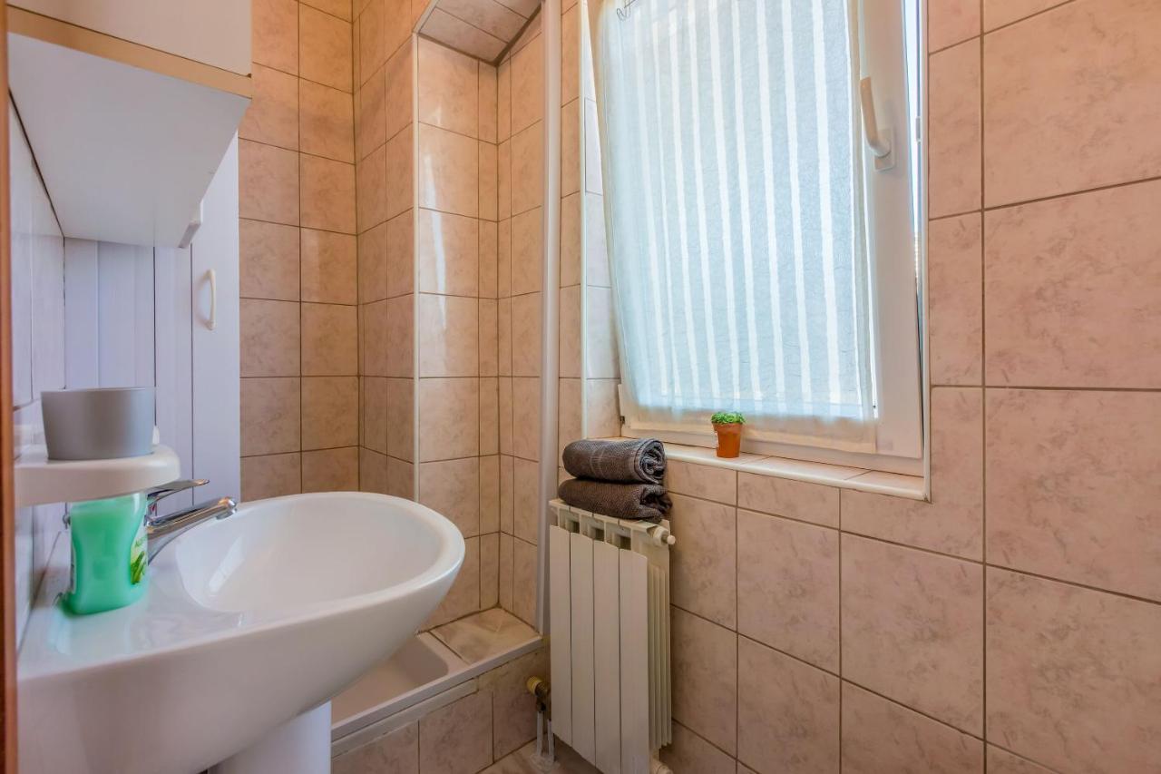 Apartments Kalla Crikvenica Bagian luar foto