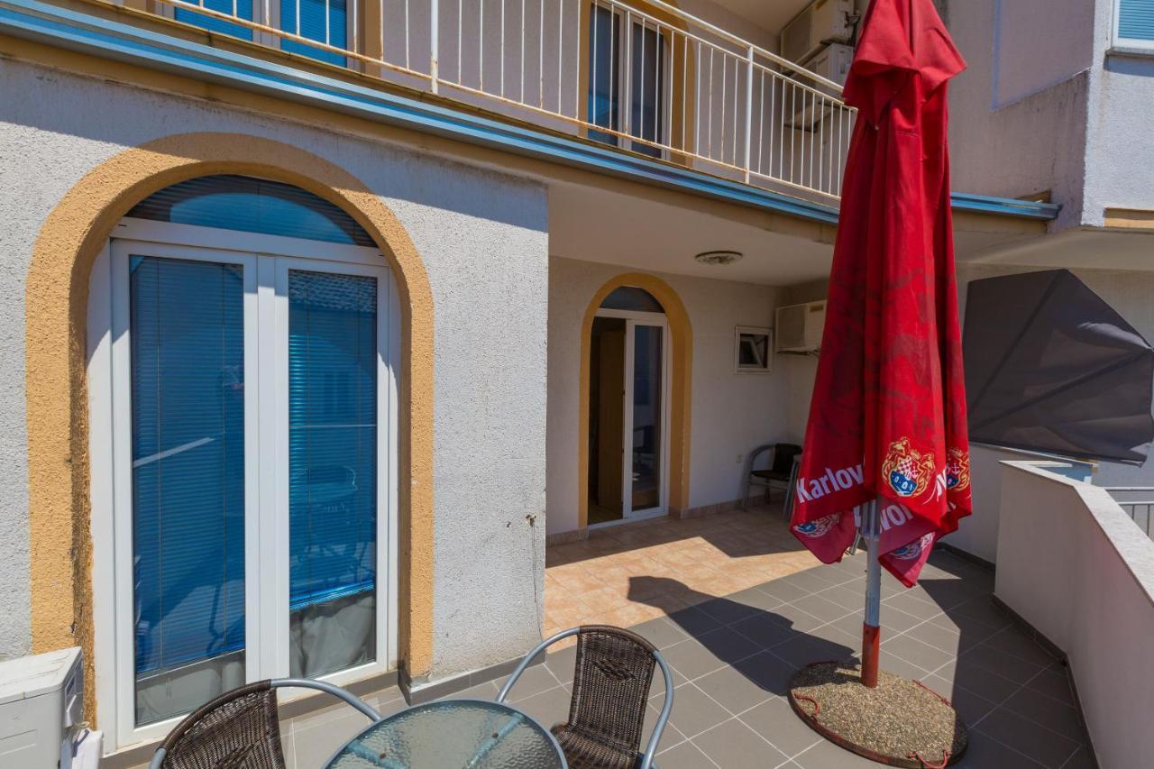 Apartments Kalla Crikvenica Bagian luar foto